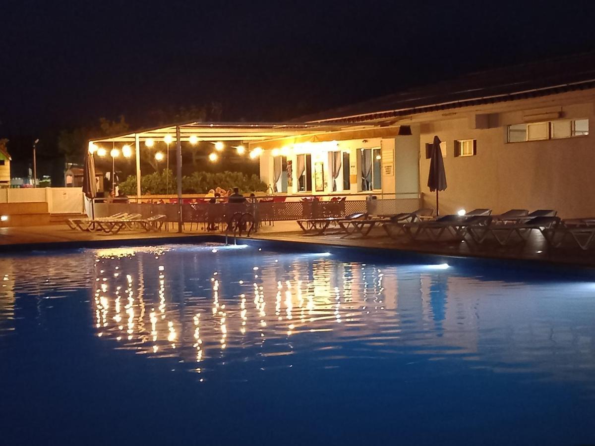 里博拉马尔露营酒店 奥罗佩萨德尔马 外观 照片